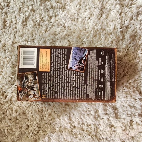 Pearl Harbor‎ VHS 60th Anniversary Commemorative Edition Two Videotape Set - Picture 3 of 6